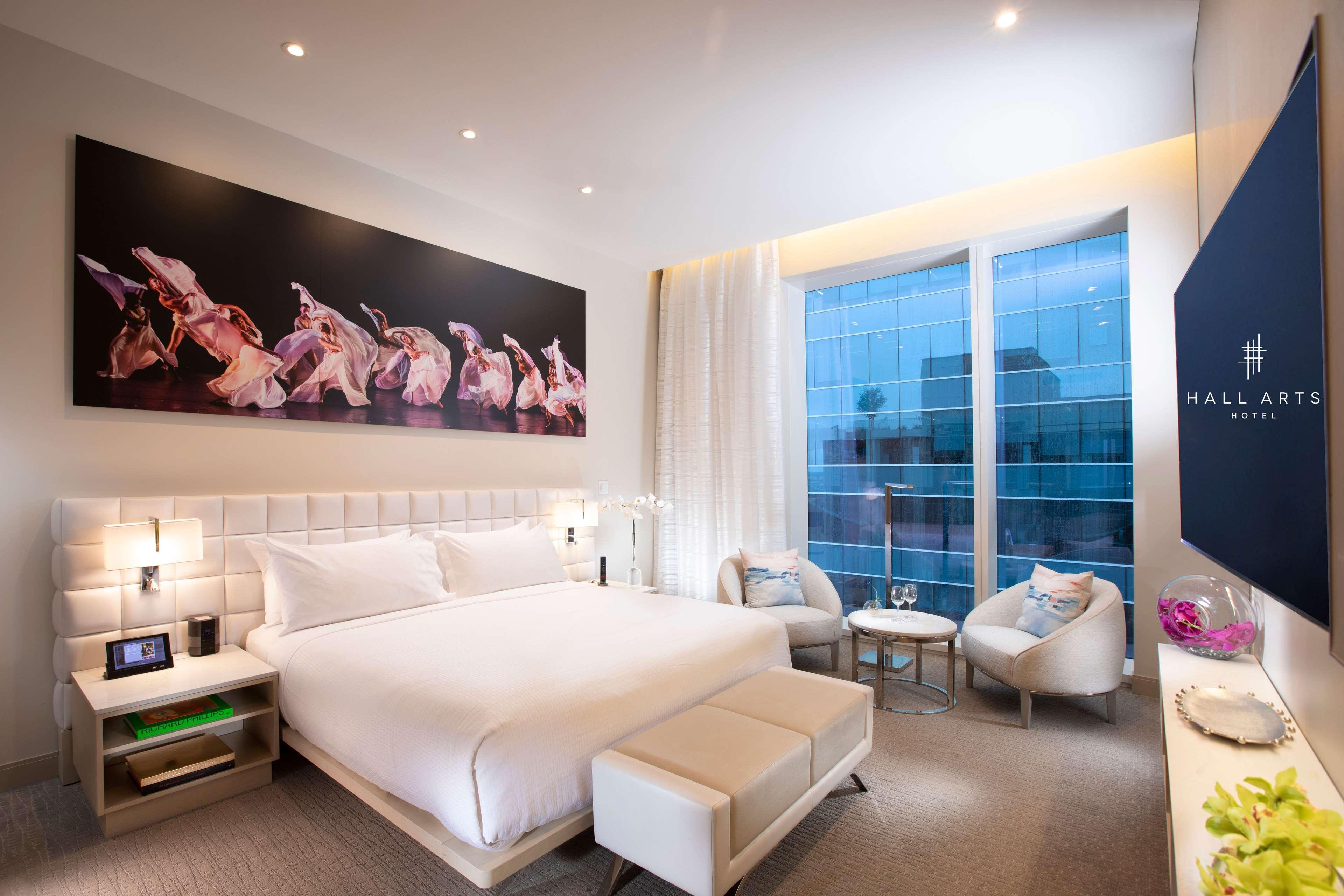 Hall Arts Hotel Dallas, Curio Collection By Hilton Dış mekan fotoğraf