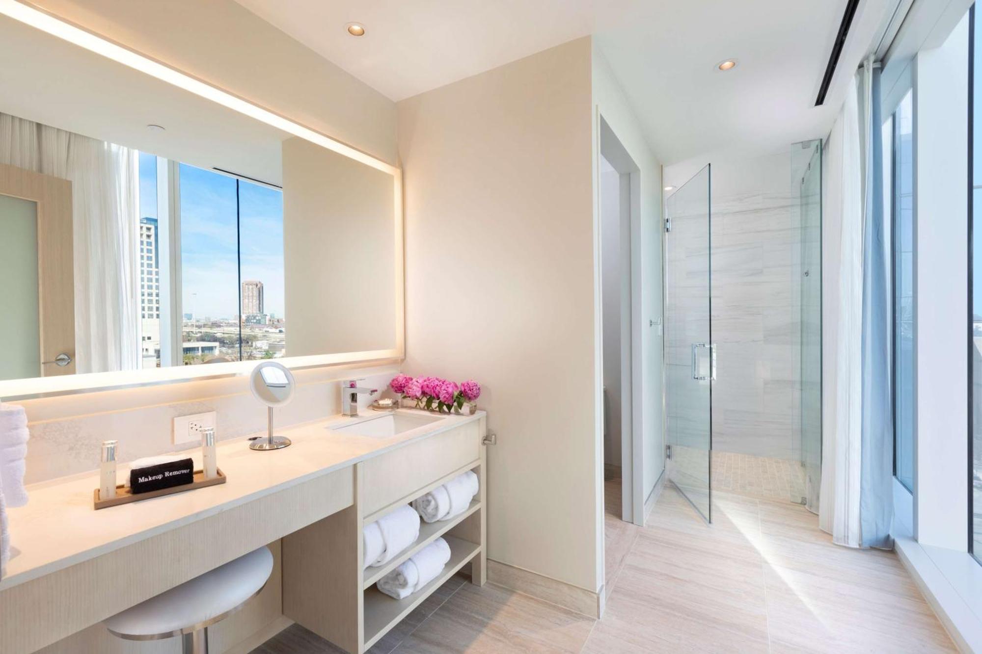 Hall Arts Hotel Dallas, Curio Collection By Hilton Dış mekan fotoğraf